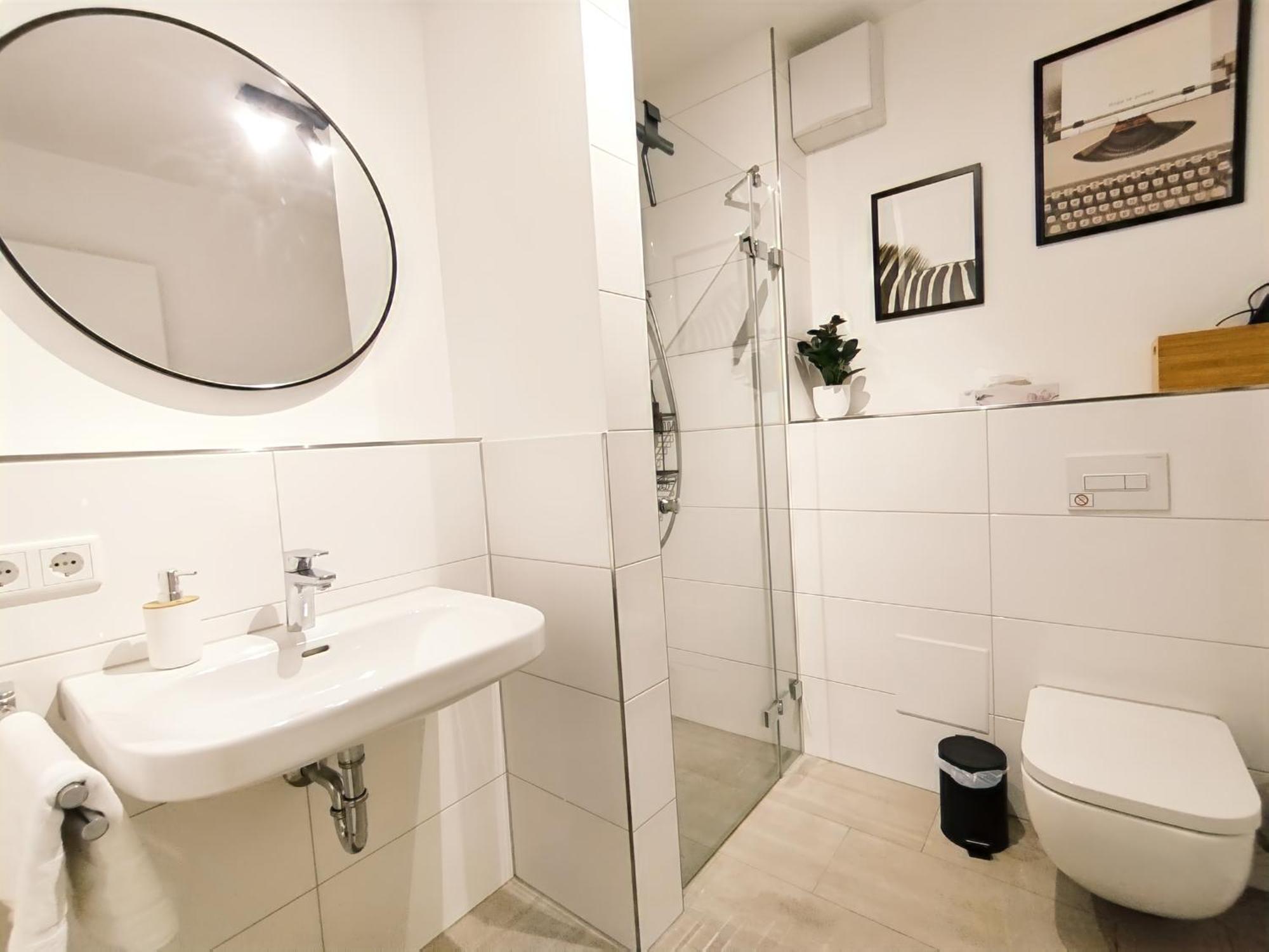 Bright Apartment Fuer Bis Zu 5 Erlangen Exterior foto